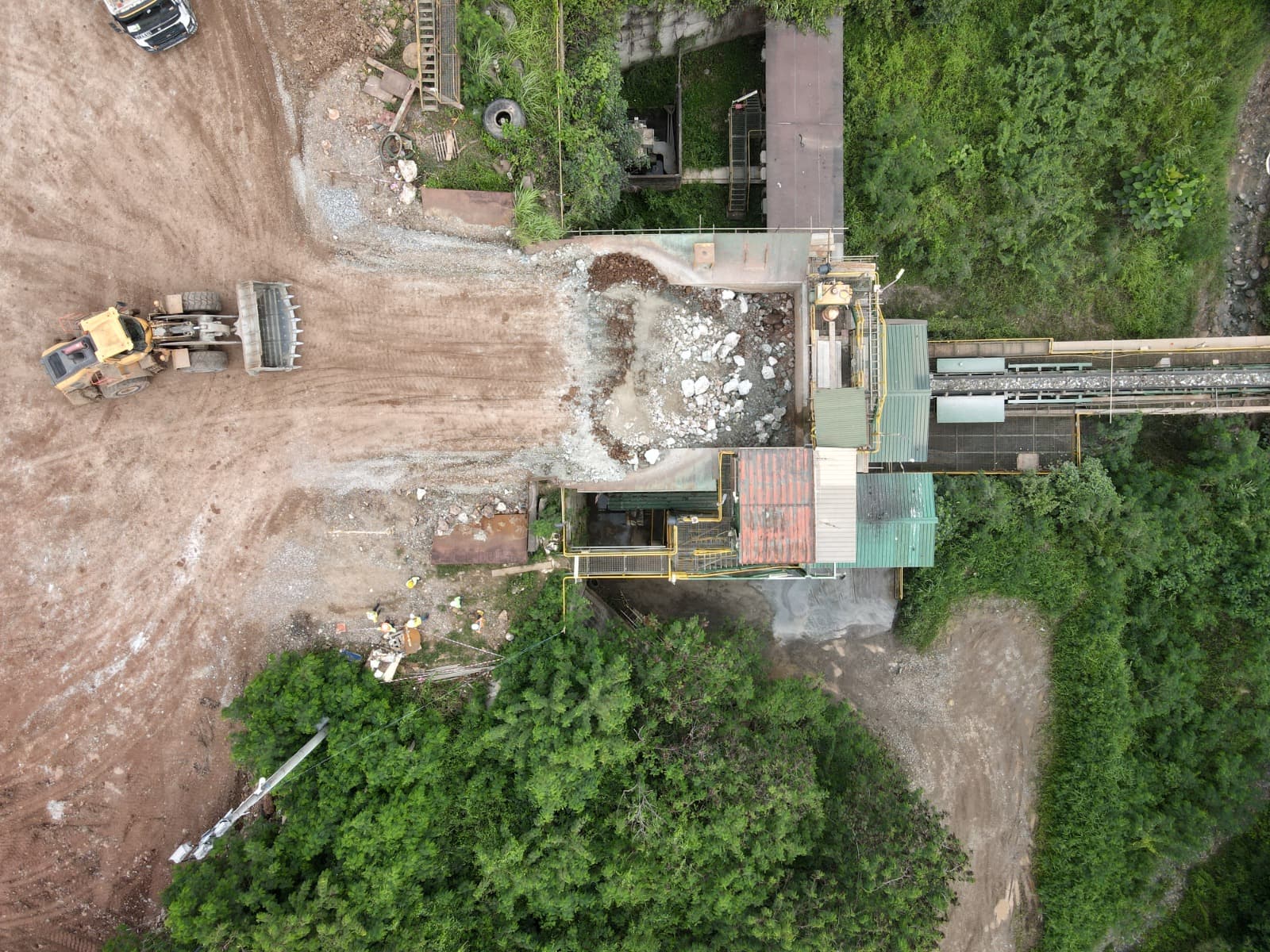 Gyratory crusher
